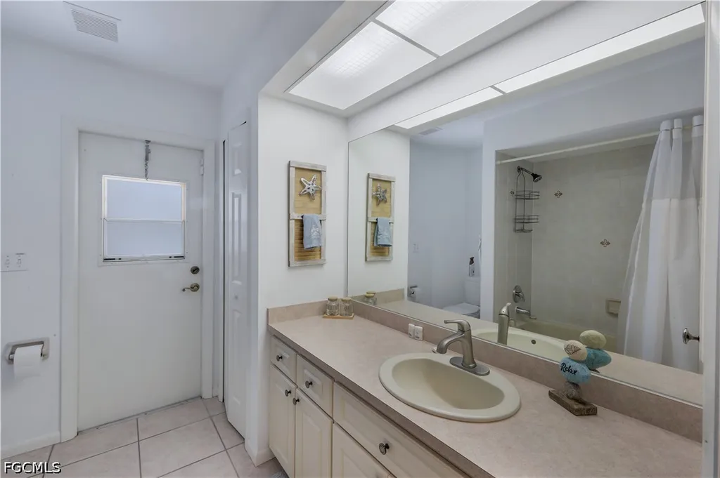 2526 SE 19th Place Cape Coral FL 33904