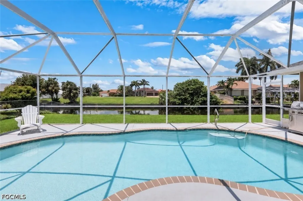 2526 SE 19th Place Cape Coral FL 33904