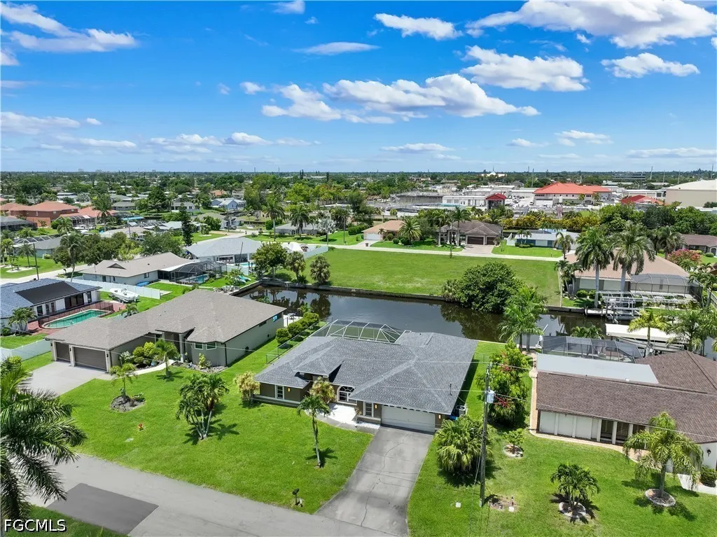 2526 SE 19th Place Cape Coral FL 33904