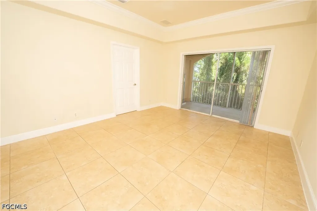 325/327 SE 23rd Avenue Cape Coral FL 33990