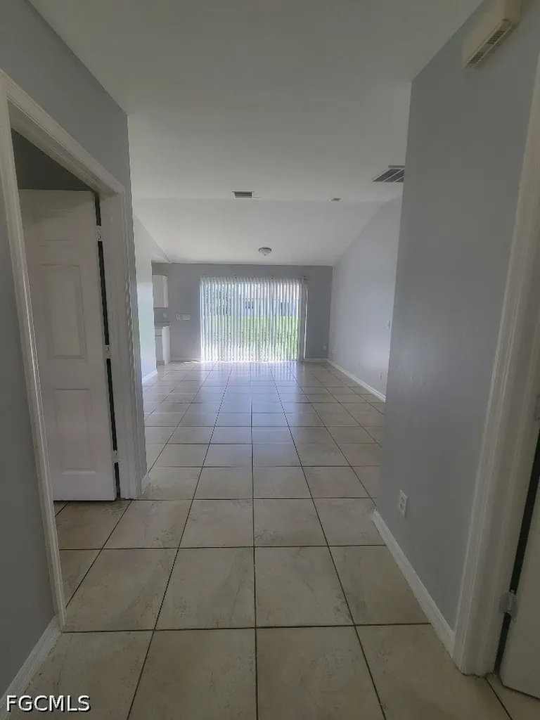 4542 21st Street SW Lehigh Acres FL 33973