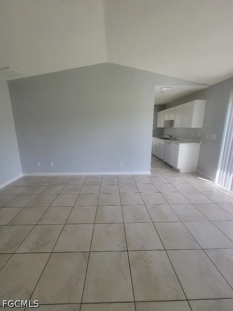4542 21st Street SW Lehigh Acres FL 33973