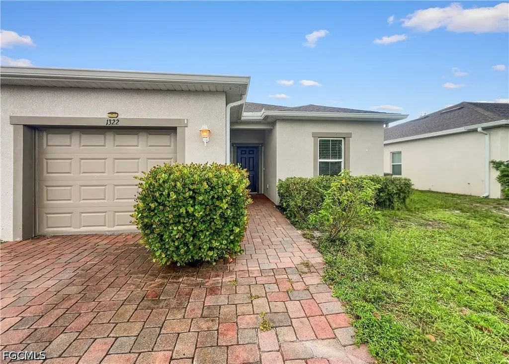 1322 Trafalgar Parkway Cape Coral FL 33991