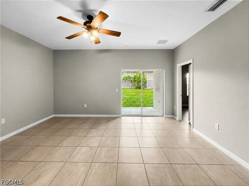 1322 Trafalgar Parkway Cape Coral FL 33991