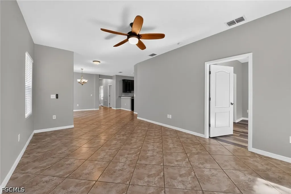 1717 Trailwater Street Ruskin FL 33570