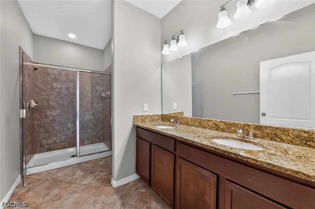 1717 Trailwater Street Ruskin FL 33570