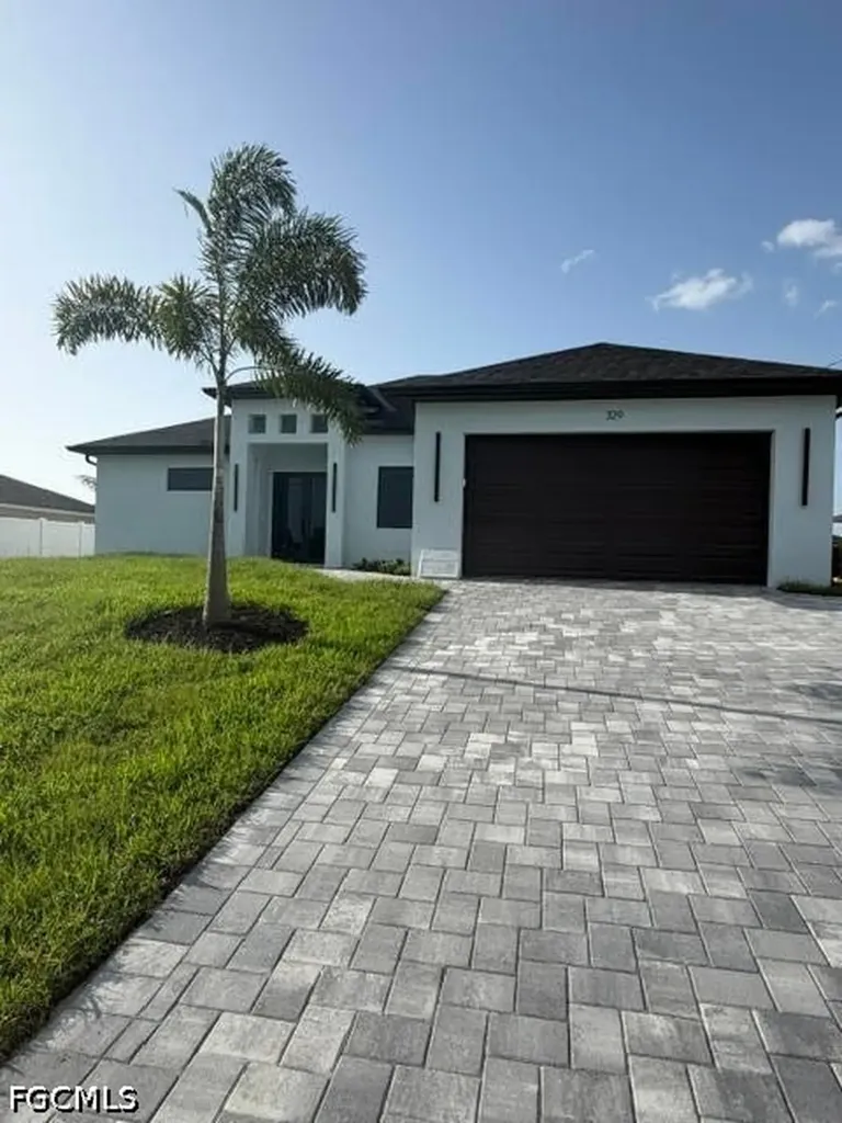 329 Kismet Parkway W Cape Coral FL 33993