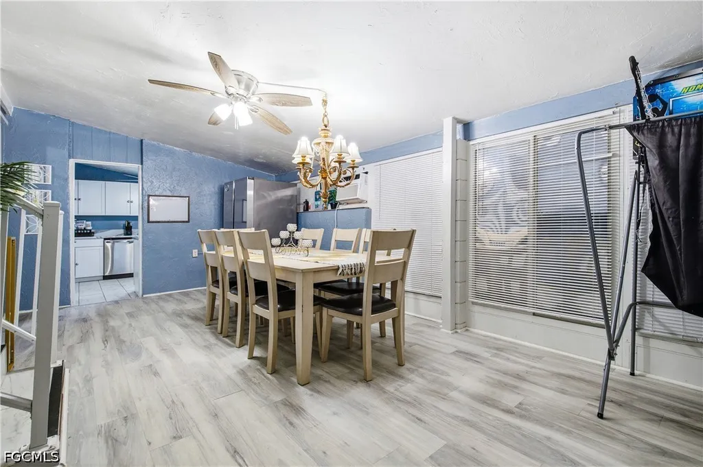 16200 Cathy Court Fort Myers FL 33908
