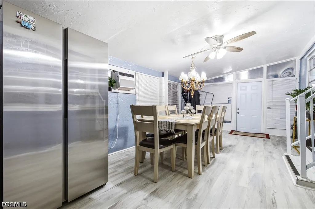 16200 Cathy Court Fort Myers FL 33908