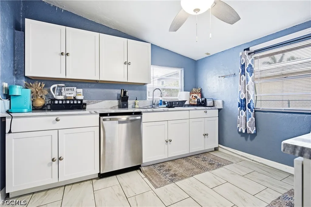 16200 Cathy Court Fort Myers FL 33908