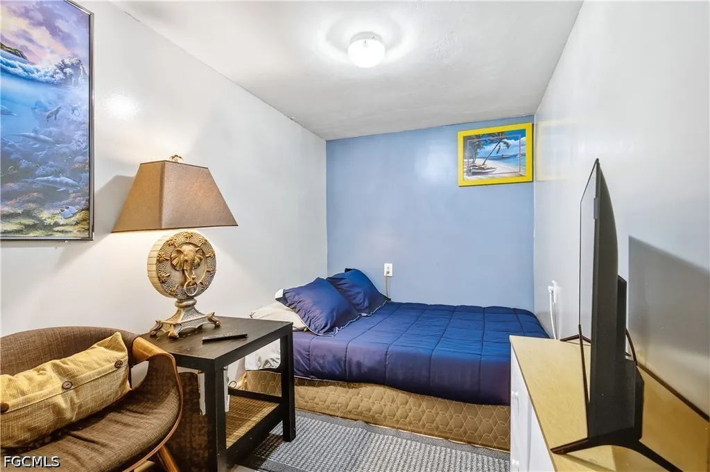 16200 Cathy Court Fort Myers FL 33908