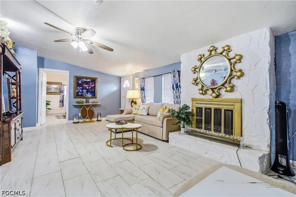 16200 Cathy Court Fort Myers FL 33908