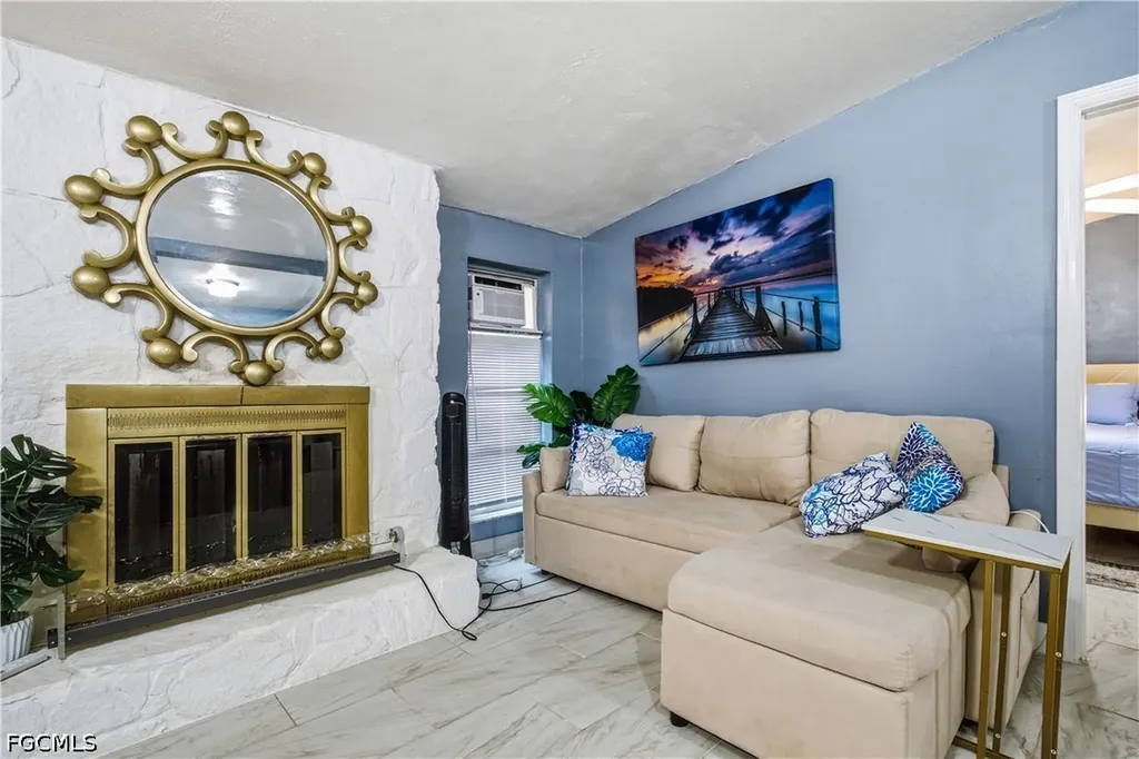 16200 Cathy Court Fort Myers FL 33908