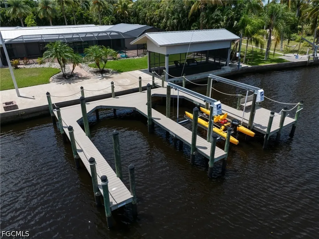 14562 Riverside Drive Fort Myers FL 33905