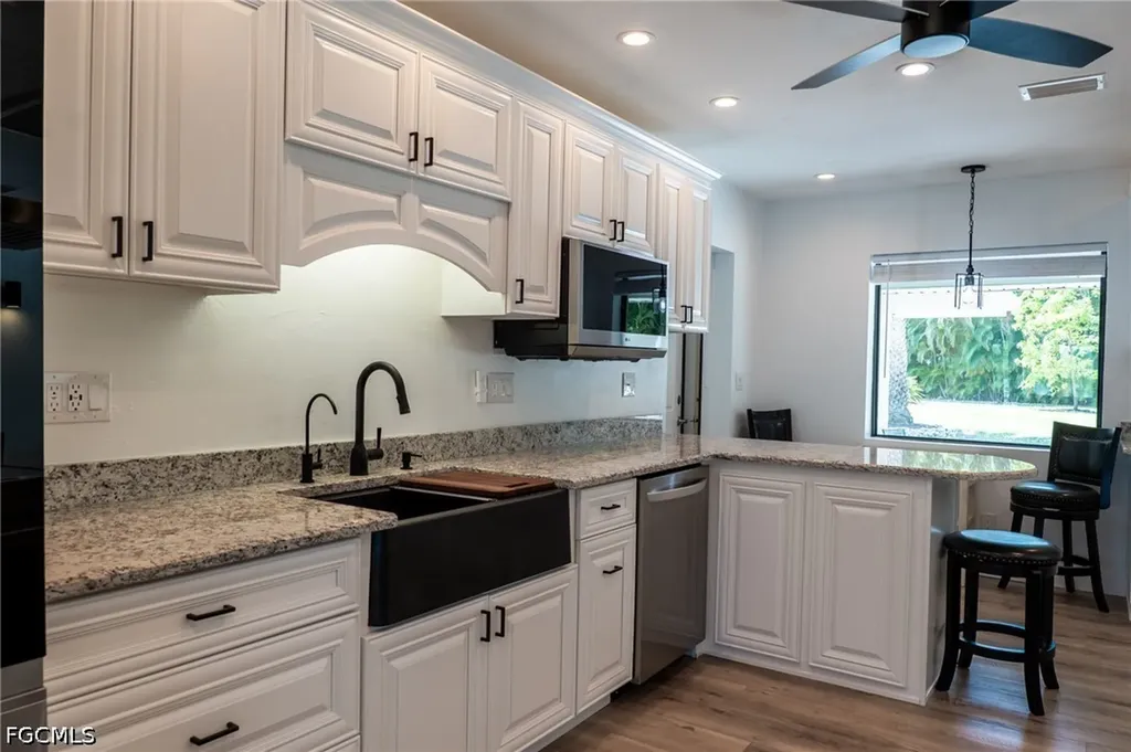 14562 Riverside Drive Fort Myers FL 33905