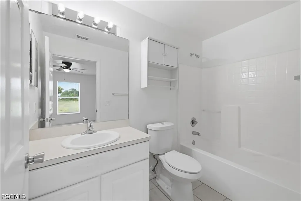 422 NW 11th Terrace Cape Coral FL 33993