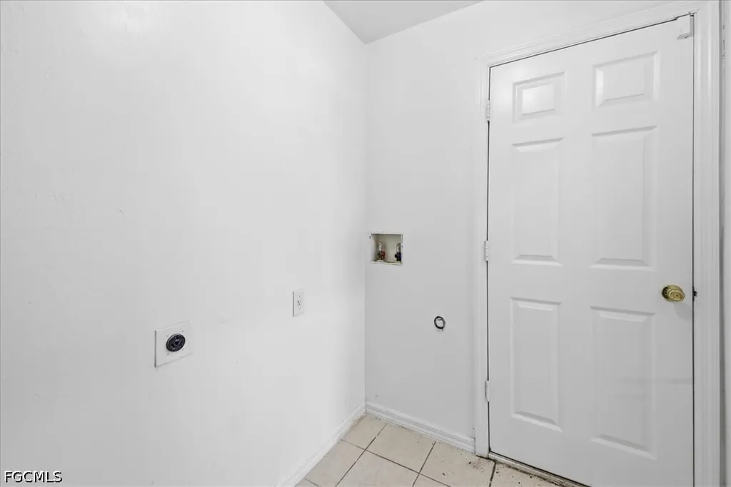 422 NW 11th Terrace Cape Coral FL 33993