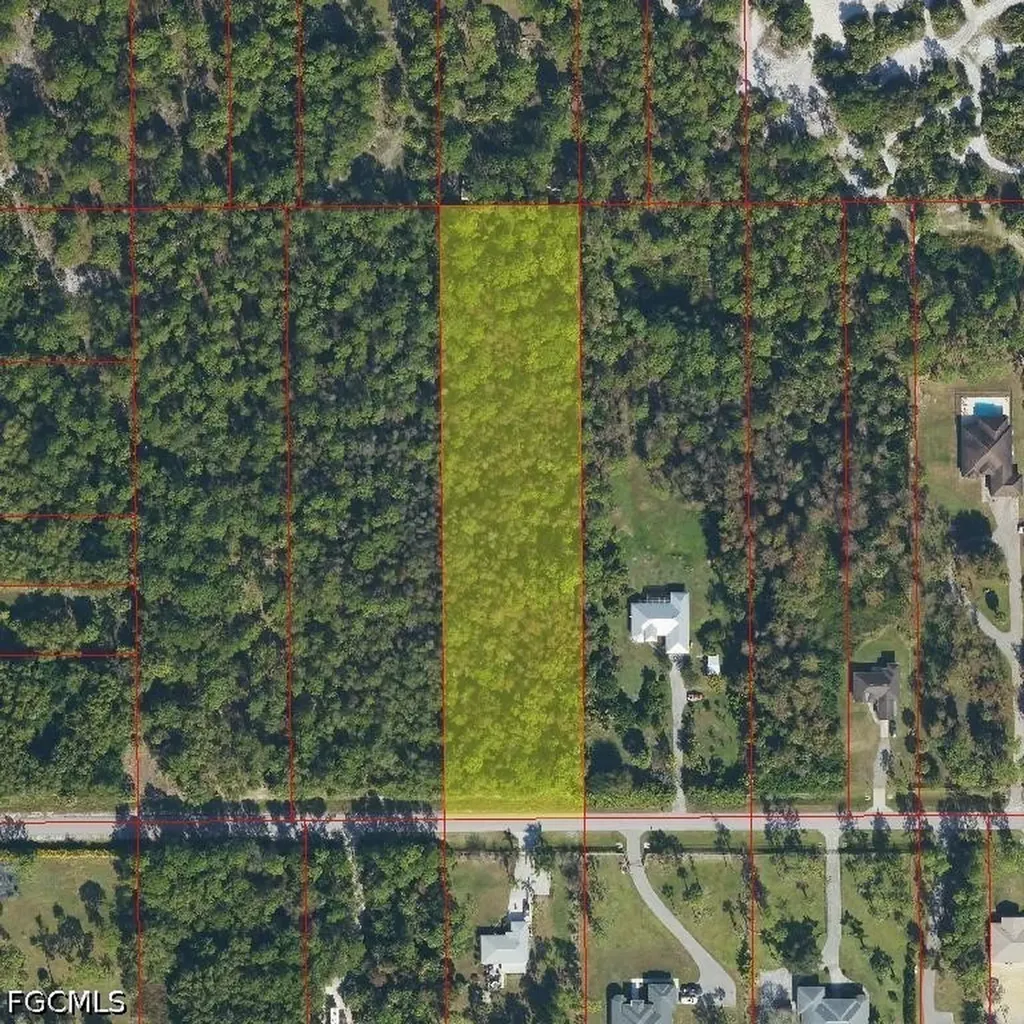 1 24th Ave NE Naples FL 34120