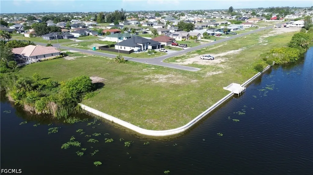 1919 NE 10th Avenue Cape Coral FL 33909