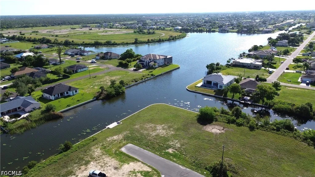 1919 NE 10th Avenue Cape Coral FL 33909