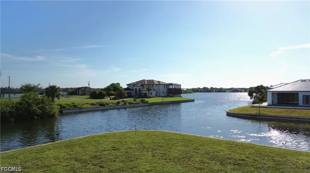 1919 NE 10th Avenue Cape Coral FL 33909