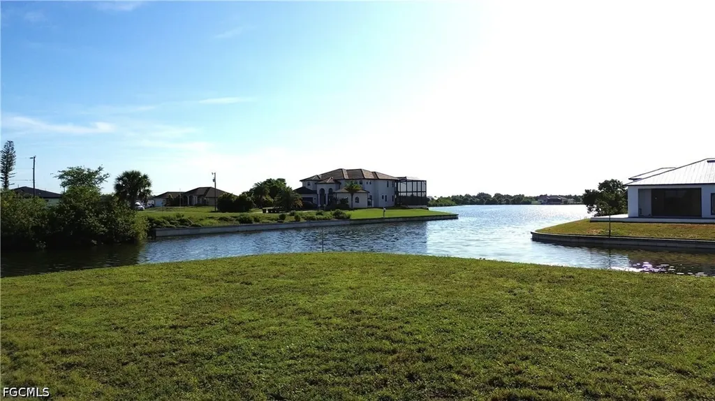 1919 NE 10th Avenue Cape Coral FL 33909