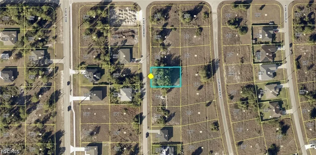 751 Demorest Avenue S Lehigh Acres FL 33974