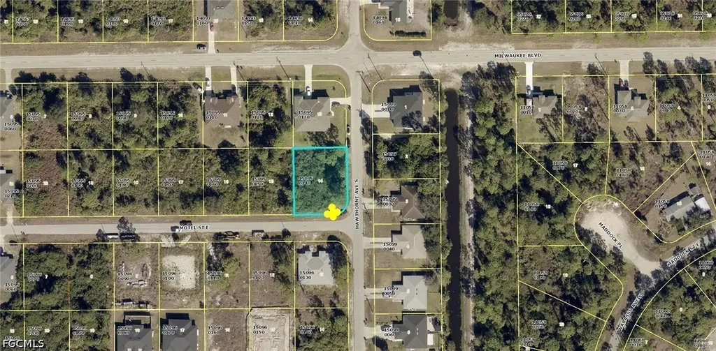 885 Motel Street E Lehigh Acres FL 33974