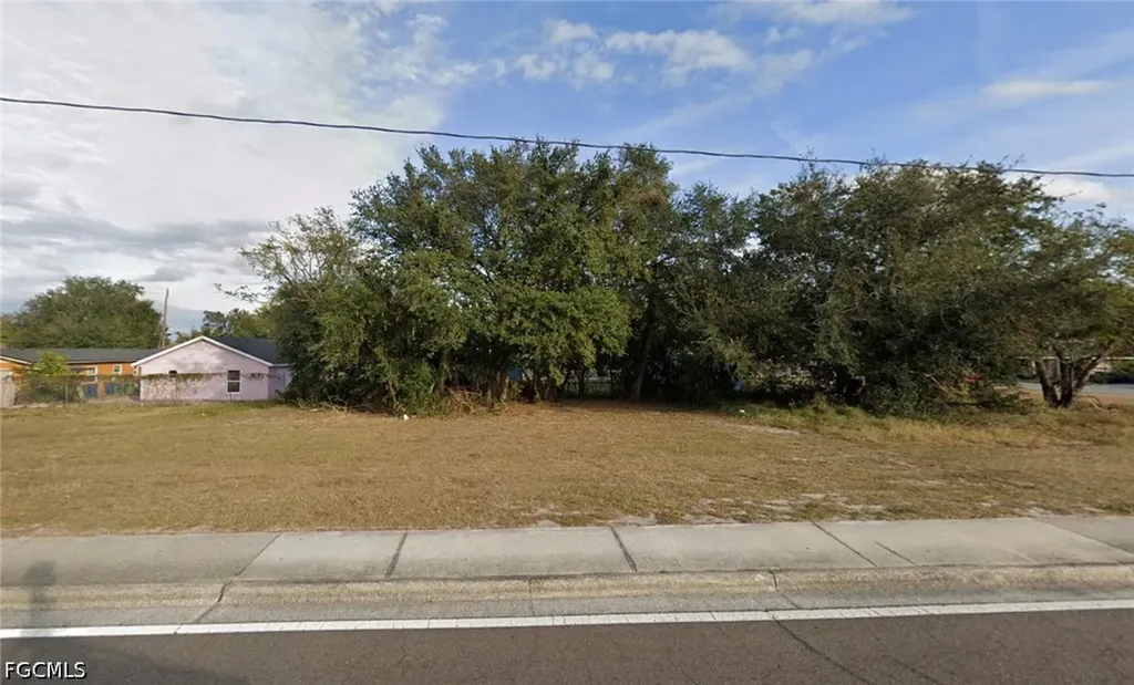 1ST Street N Winter Haven FL 33881
