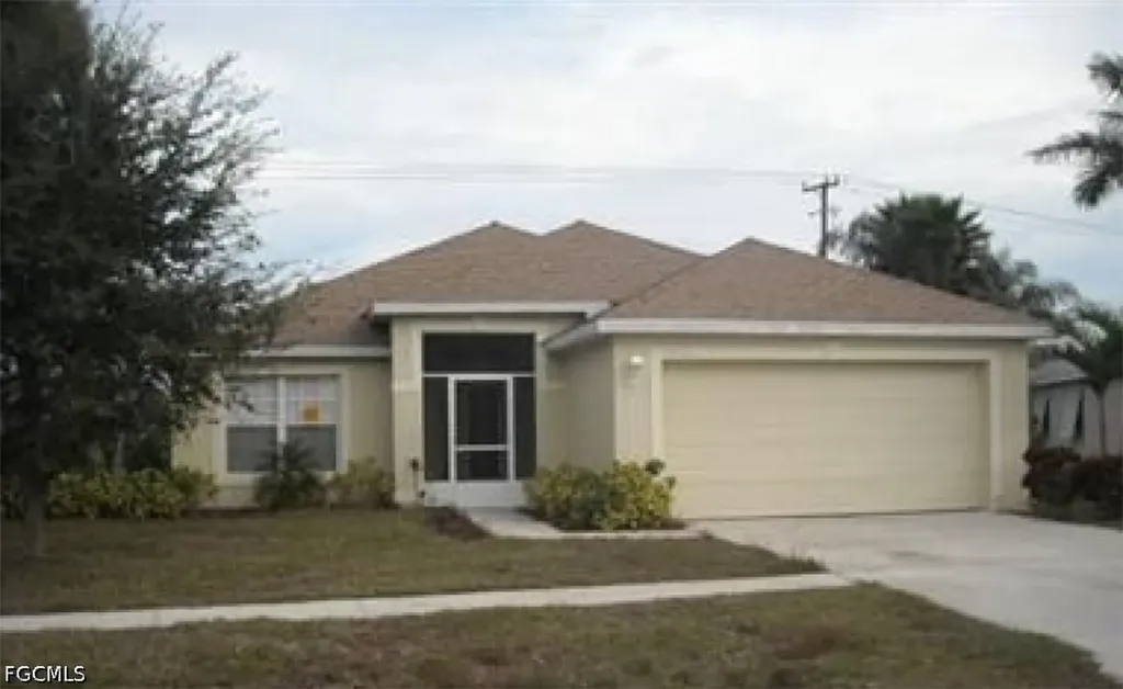 4544 Varsity Circle Lehigh Acres FL 33971
