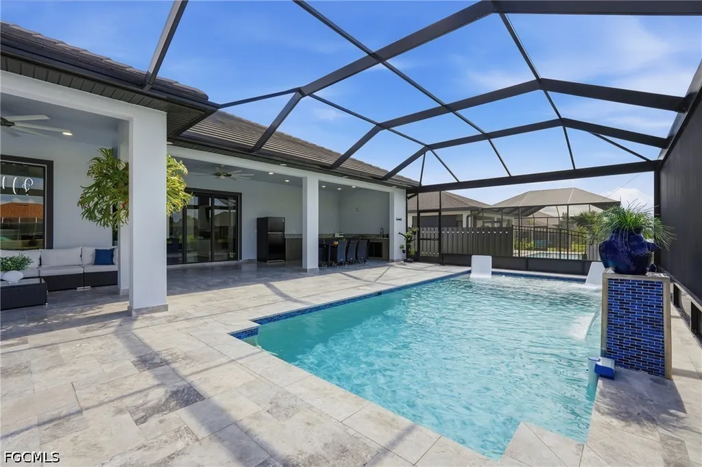 18 NE 6th Street Cape Coral FL 33909