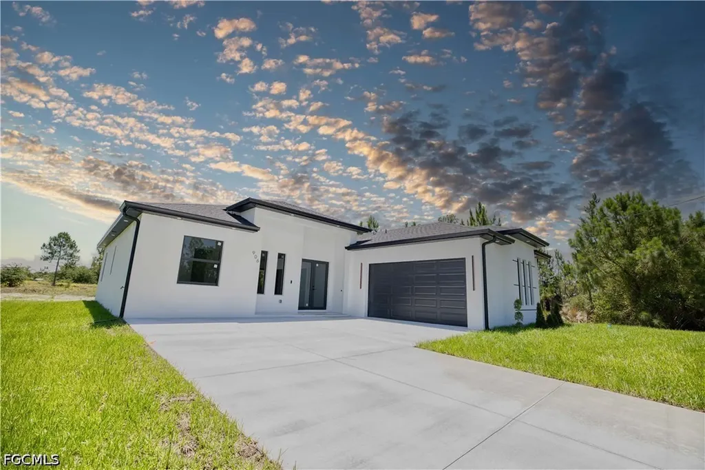 906 Greenwood Avenue W Lehigh Acres FL 33972