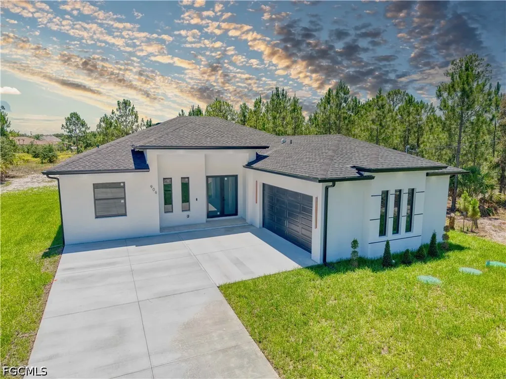 906 Greenwood Avenue W Lehigh Acres FL 33972