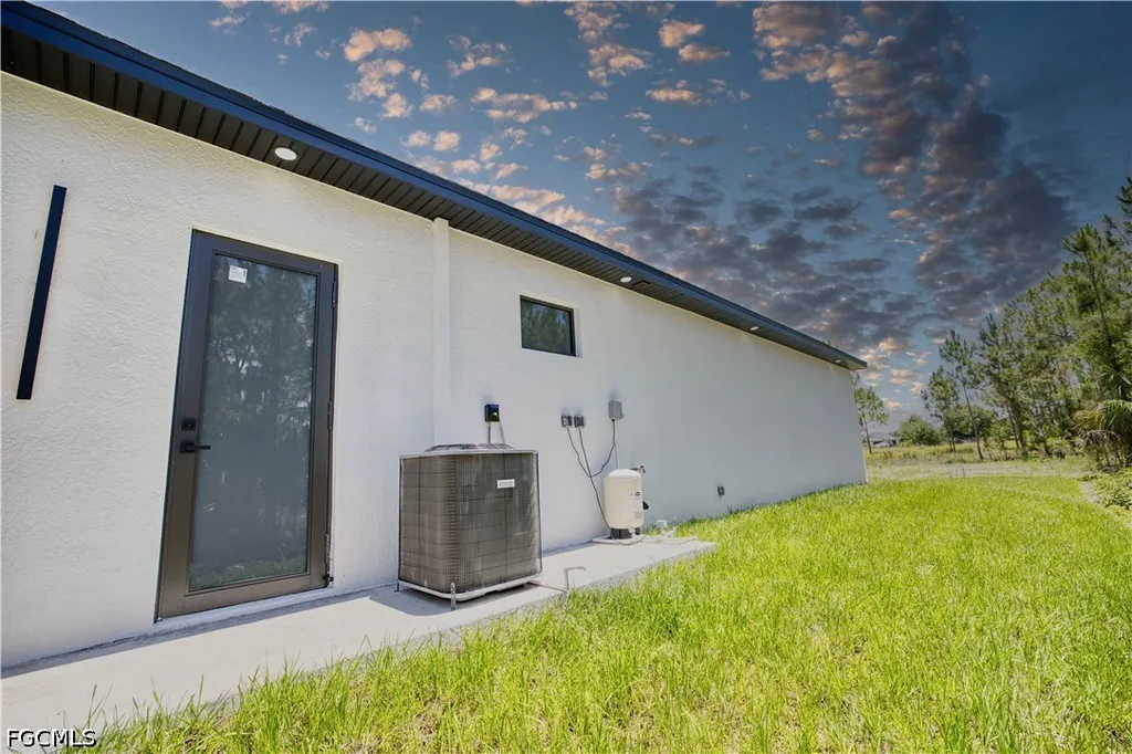 906 Greenwood Avenue W Lehigh Acres FL 33972