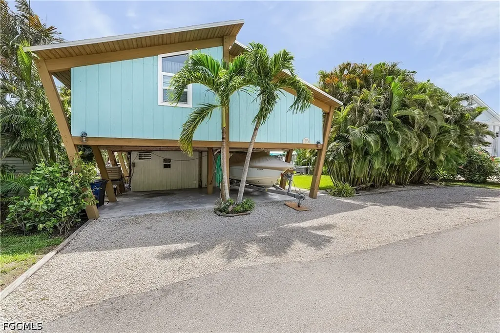 16186 Antigua Way Bokeelia FL 33922