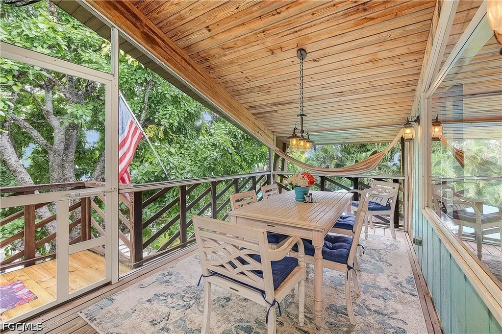 16186 Antigua Way Bokeelia FL 33922