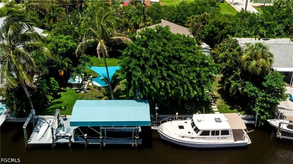 16186 Antigua Way Bokeelia FL 33922