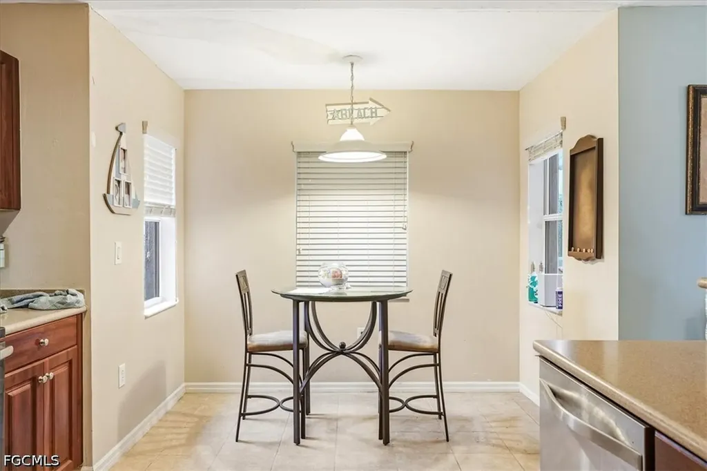 2541 NW 21st Avenue Cape Coral FL 33993