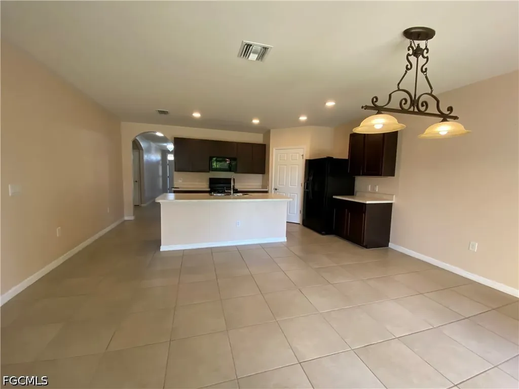 3425 Cancun Court Cape Coral FL 33909