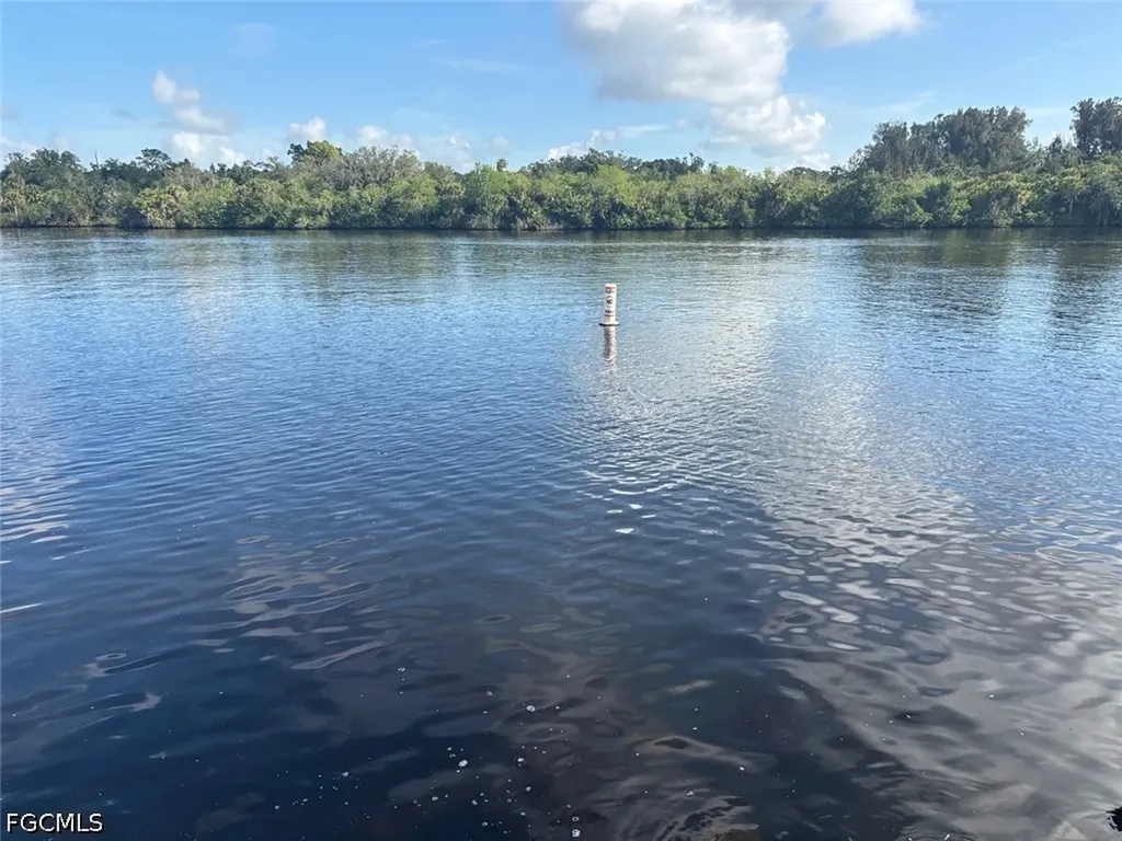 2012 S Olga Drive Fort Myers FL 33905