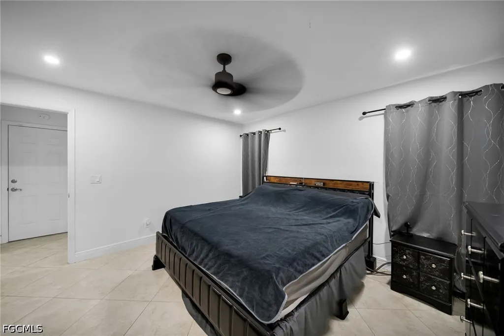 1220 SW 54th Lane Cape Coral FL 33914