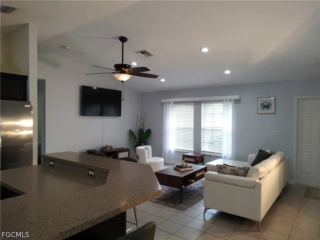 2919 SW 25th Street Cape Coral FL 33914