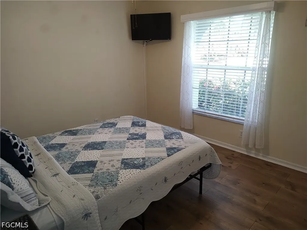 2919 SW 25th Street Cape Coral FL 33914
