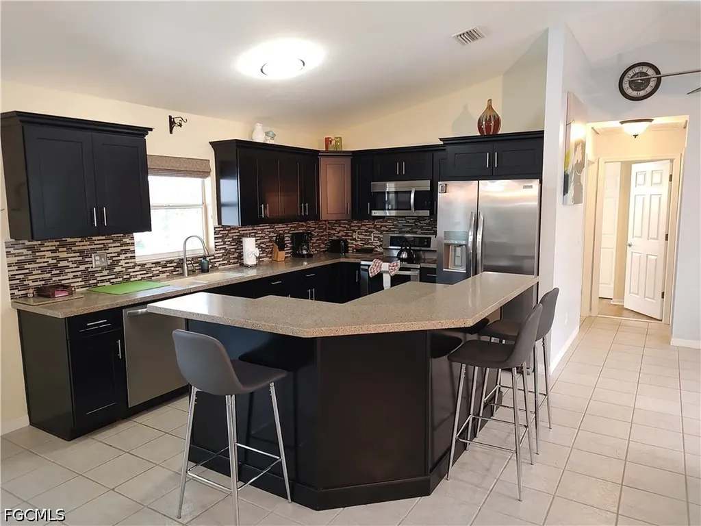 2919 SW 25th Street Cape Coral FL 33914
