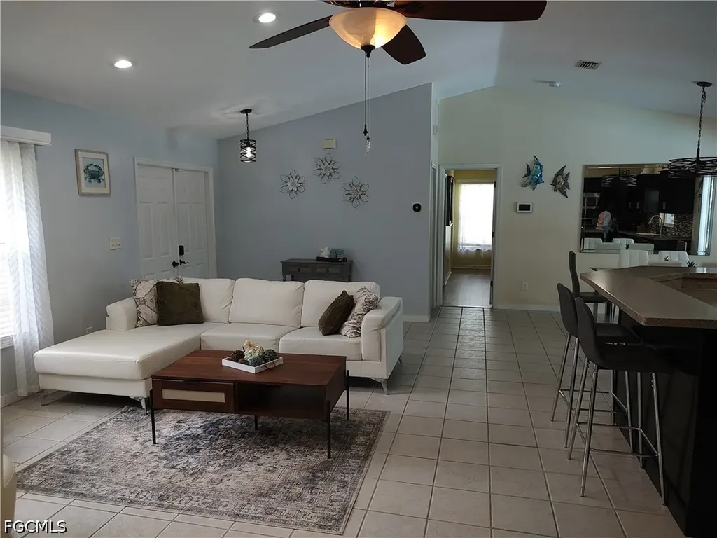 2919 SW 25th Street Cape Coral FL 33914