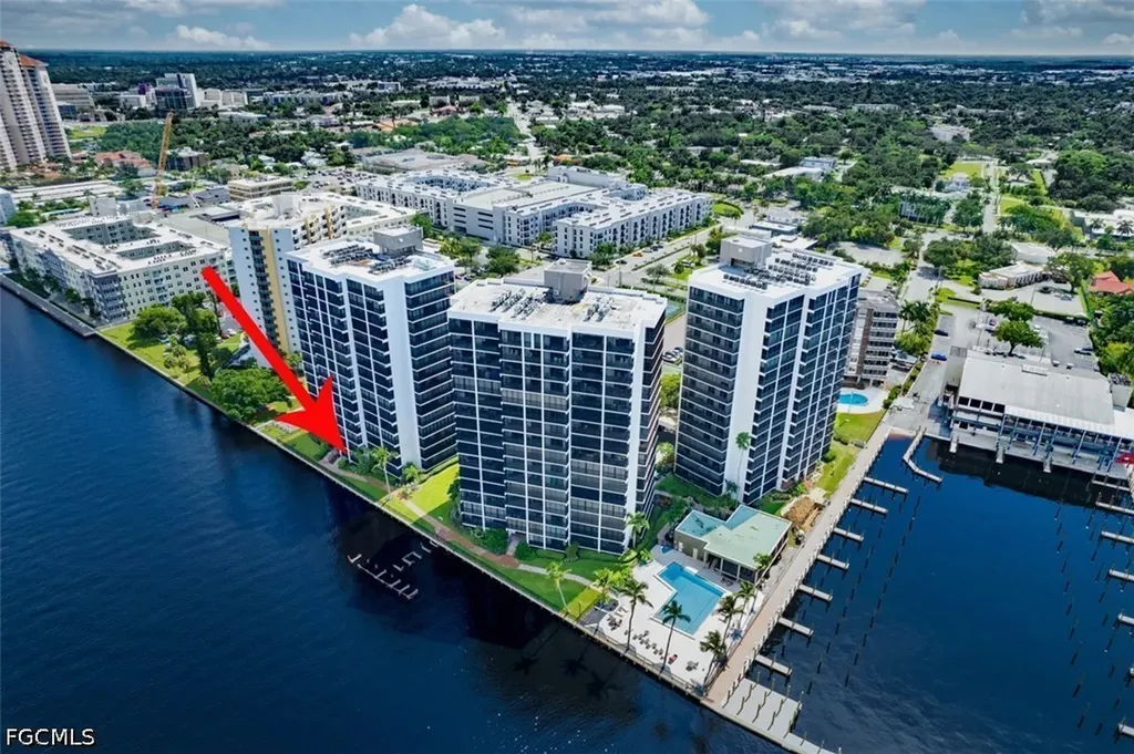 1900 Virginia Avenue Fort Myers FL 33901