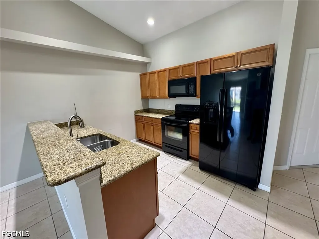 704 SE 6th Terrace Cape Coral FL 33990