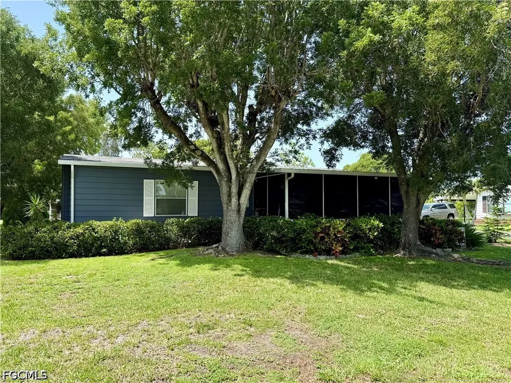 9735 Lake Fairways Boulevard North Fort Myers FL 33903