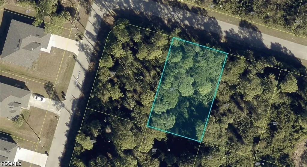 954 Iris Street E Lehigh Acres FL 33974
