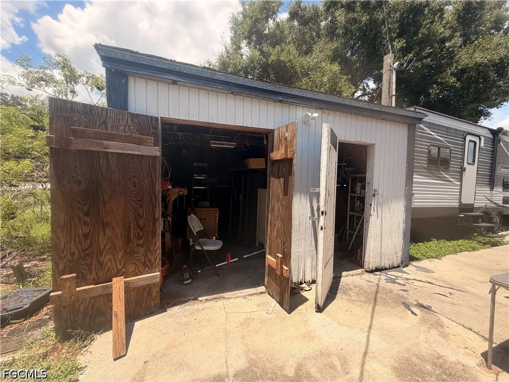 809 8th Street NW Moore Haven FL 33471